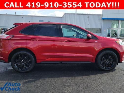 Rapid Red Metallic Tinted Clearcoat 2023 Ford Edge ST Line