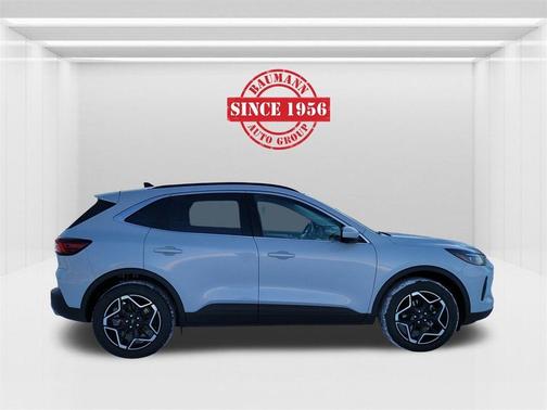 2026 Ford Escape Platinum