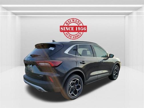 2026 Ford Escape Platinum