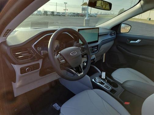 2026 Ford Escape Platinum