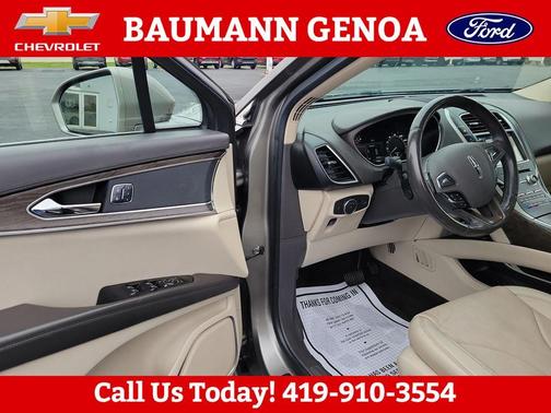 Luxe Metallic 2017 Lincoln MKX Reserve