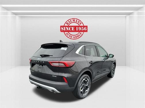 2026 Ford Escape Platinum