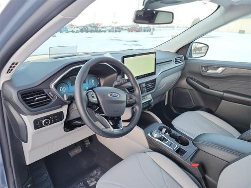 2026 Ford Escape Platinum