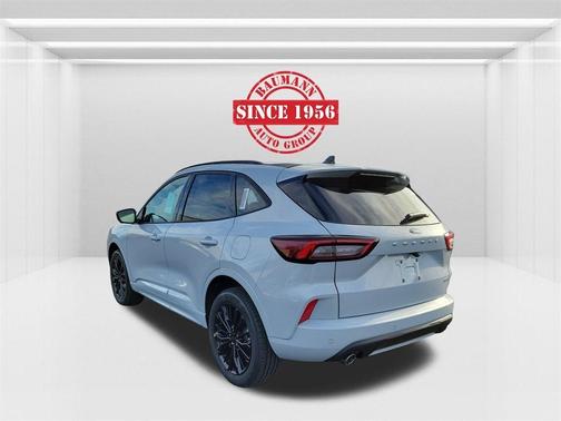 2026 Ford Escape ST-Line Elite