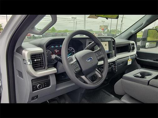 2025 Ford F-350 XL