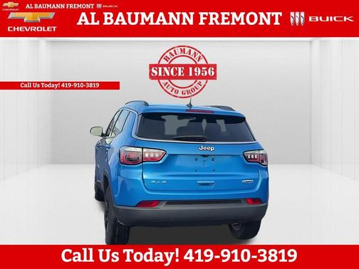 Laser Blue 2019 Jeep Compass Latitude