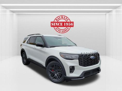 Star White 2026 Ford Explorer ST