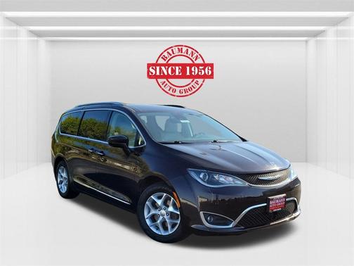 2018 Chrysler Pacifica Touring-L Plus