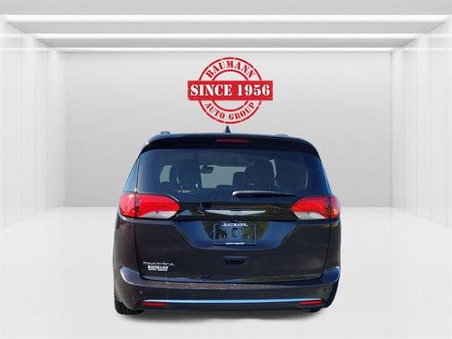 2018 Chrysler Pacifica Touring-L Plus