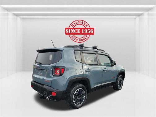 2016 Jeep Renegade Trailhawk