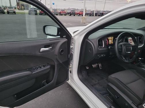 White Knuckle Clearcoat 2018 Dodge Charger R/T