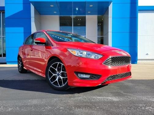 Photo 1 of 25 of 2015 Ford Focus SE