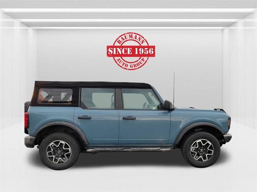 2022 Ford Bronco Base