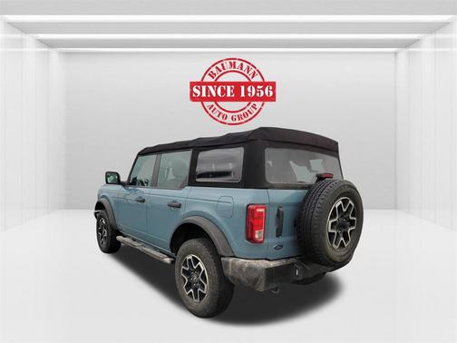 2022 Ford Bronco Base