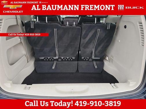 2023 Chrysler Pacifica Touring-L