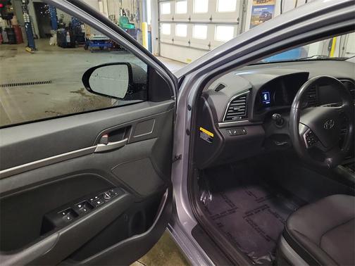 2017 Hyundai ELANTRA Value Edition