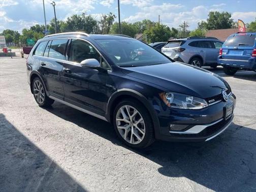 2017 Volkswagen Golf Alltrack TSI S