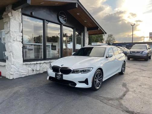 2019 BMW 330 xDrive