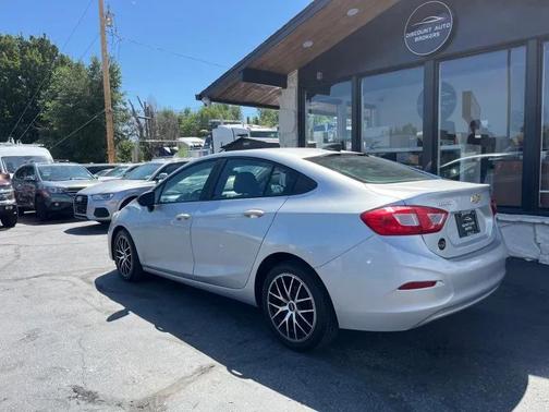 2016 Chevrolet Cruze LS Auto