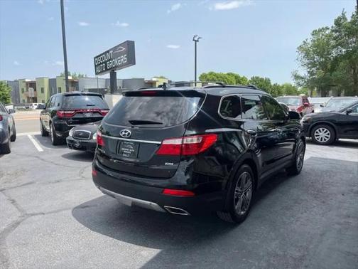 2016 Hyundai SANTA FE SE