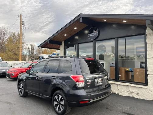 2017 Subaru Forester 2.5i