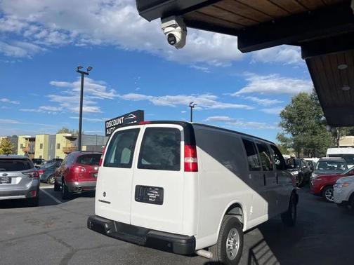 Summit White 2021 Chevrolet Express 2500 LT