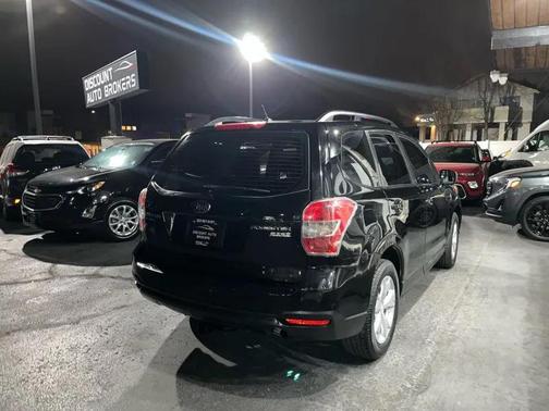 2015 Subaru Forester 2.5i