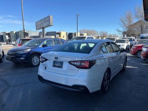 2022 Subaru Legacy Base