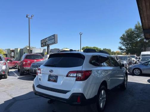 2018 Subaru Outback 2.5i Premium