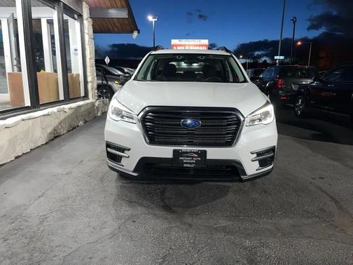 2022 Subaru Ascent Base 8-Passenger