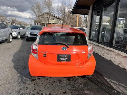 2014 Toyota Prius c One