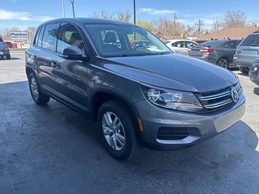 2012 Volkswagen Tiguan LE