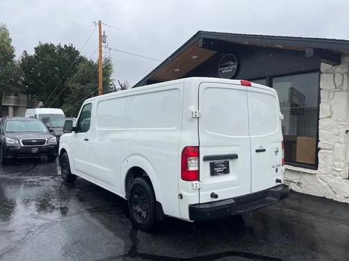 Glacier White 2018 Nissan NV Cargo NV2500 HD SV V6