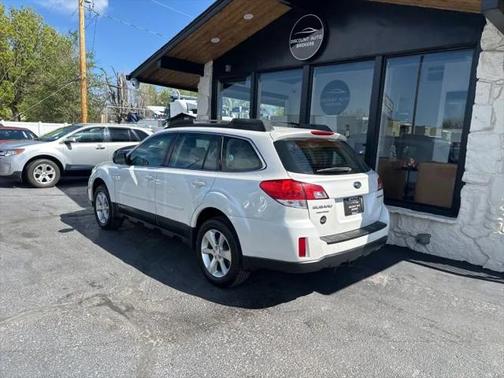 2013 Subaru Outback 2.5i