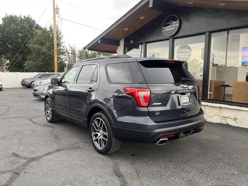 2017 Ford Explorer sport