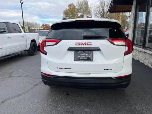 2022 GMC Terrain SLE