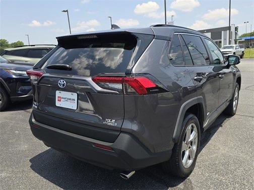2021 Toyota RAV4 Hybrid XLE Premium