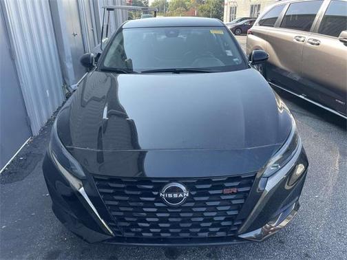 2024 Nissan Altima SR FWD