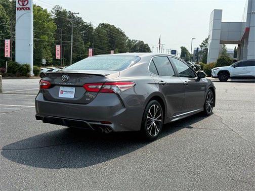 2018 Toyota Camry SE