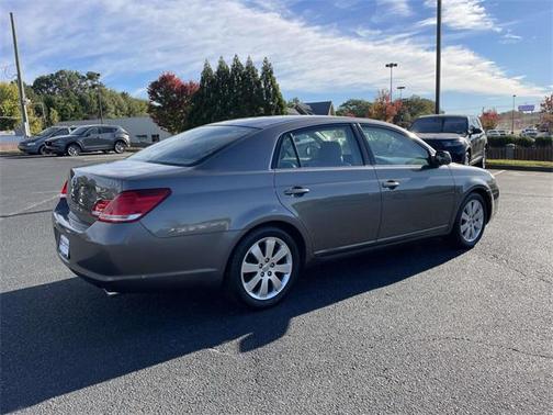 2005 Toyota Avalon XLS