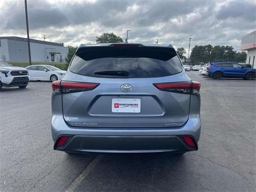 2022 Toyota Highlander Limited