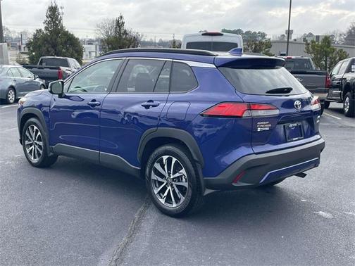 2024 Toyota Corolla Cross XLE