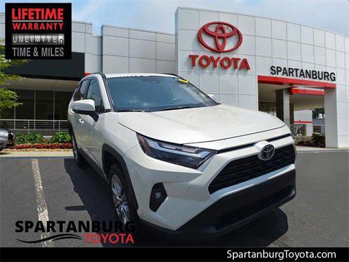 2022 Toyota RAV4 XLE Premium