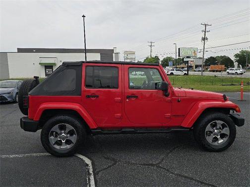 2016 Jeep Wrangler Unlimited Sahara