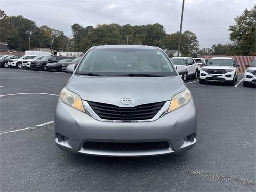 2013 Toyota Sienna LE