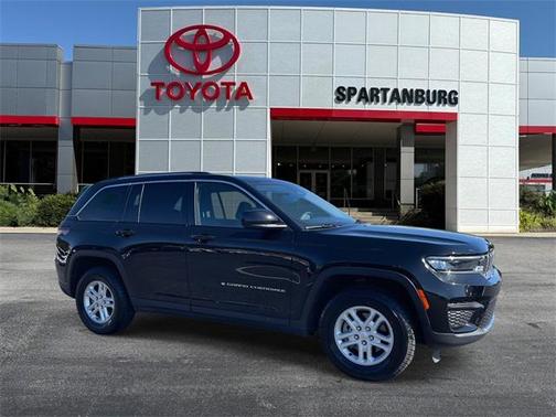 2023 Jeep Grand Cherokee Laredo