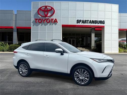 2024 Toyota Venza XLE