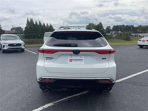 2024 Toyota Venza XLE