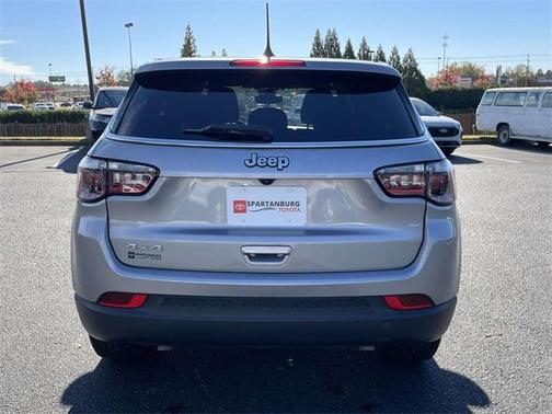 2023 Jeep Compass Sport