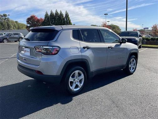 2023 Jeep Compass Sport